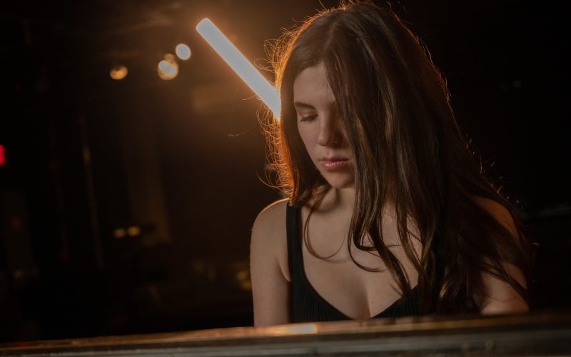 Isabel Mirri Unveils Captivating Single ‘Least Favorite Flowers’