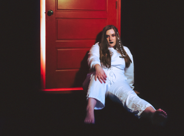 Scarlett Sno photo by Comet House Studio