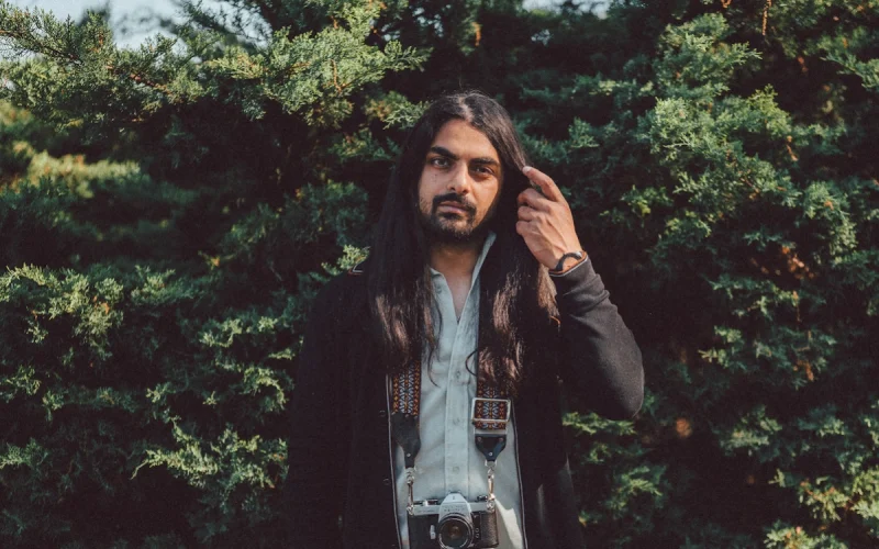 Orion Redwolf Unveils Enchanting Single 'Glow'
