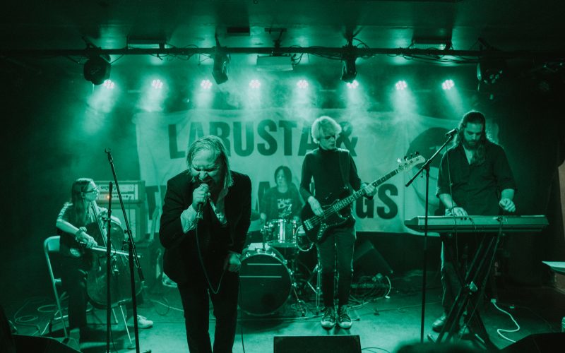 Larusta &Amp; The Dead Dogs Unveils Alternative Rock Gem &Quot;King Of Your Fall&Quot;