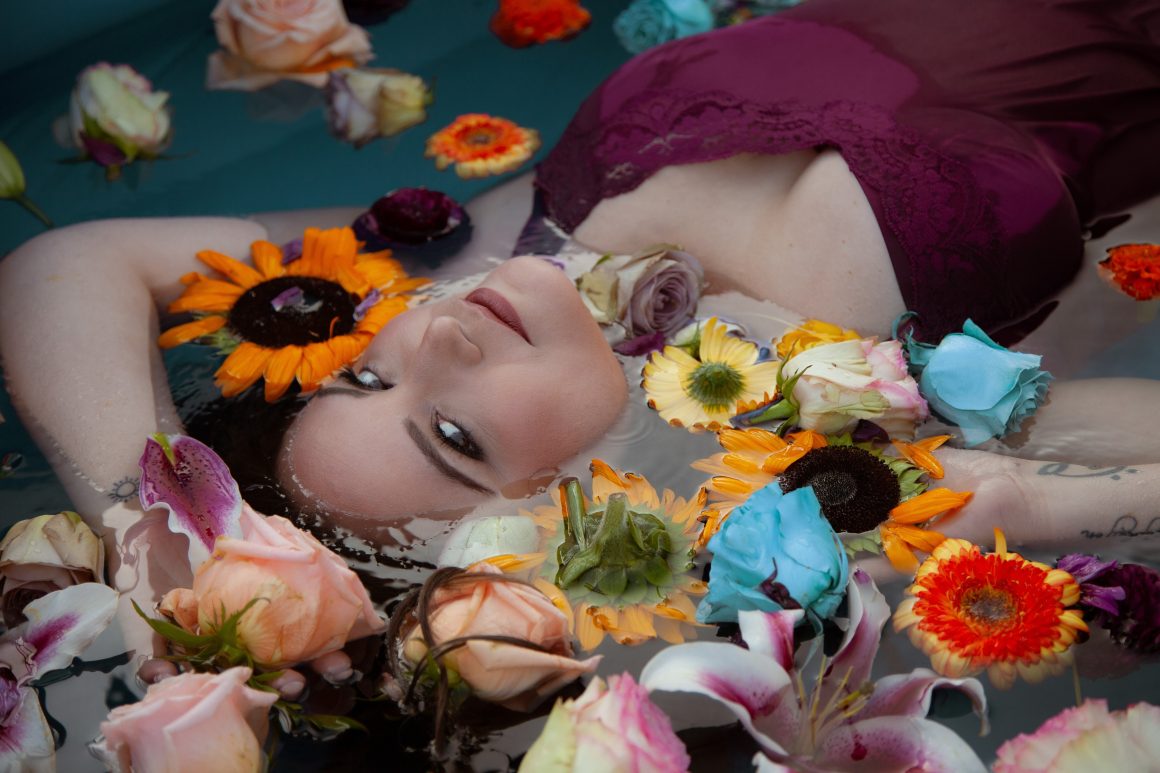 Reina Mora’s ‘Weeds’ Resonates With Raw Emotion