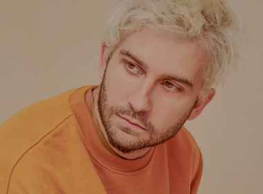 Late Again Unveils A Sonic Exploration of Noise and Melody On "Caterpillars"