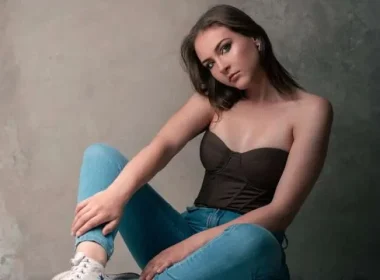 Sonique Unveils Captivating Music Video for 'Marinade'