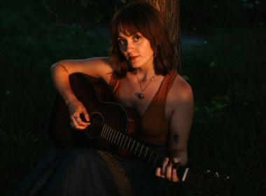 Molly Trueman Unveils Debut Album "Angels & Aliens"