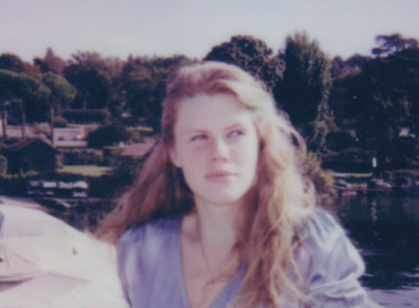 Anastasia Solay Unveils New Single 'Shattered Glass'