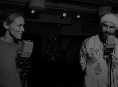 Jason Kelce and Kylie Kelce