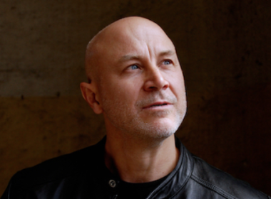 Dave Curl's Triumphant Return With Spectacular New Single 'Fool in Love'