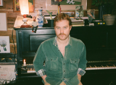 Aistis Showcases The Art of Vulnerability On New Album ‘Caviar For Seagulls’