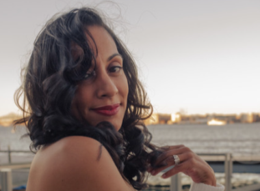 Maria Rosa Offers A Radiant Celebration of Self-empowerment In Single ‘Glow’