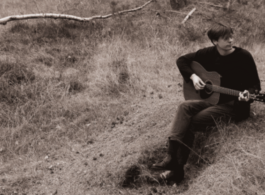 Gabriel Jemsten’s ‘Pure Light Blue’ Glows with Introspective Grace