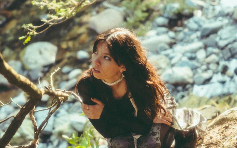 DAMILA PHOTO BY Anna Burnett