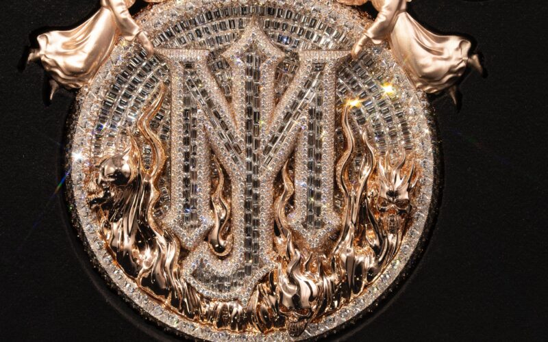 A Jewellers Continues Hot Streak With Cris MJ Chain