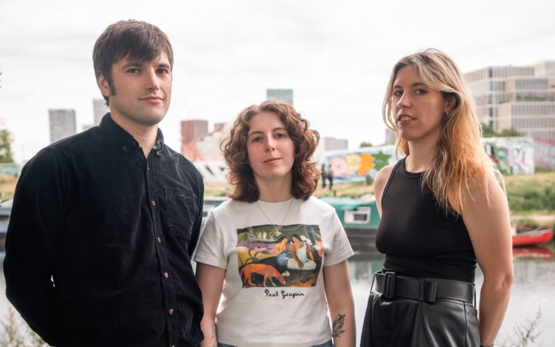 Canada Hill Finds a Perfect Balance on "Little Maisonette" Canada Hill