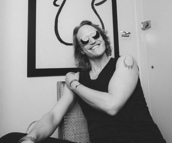 Charlie Freeman Explores Healing and Connection in "Reconnection" EP