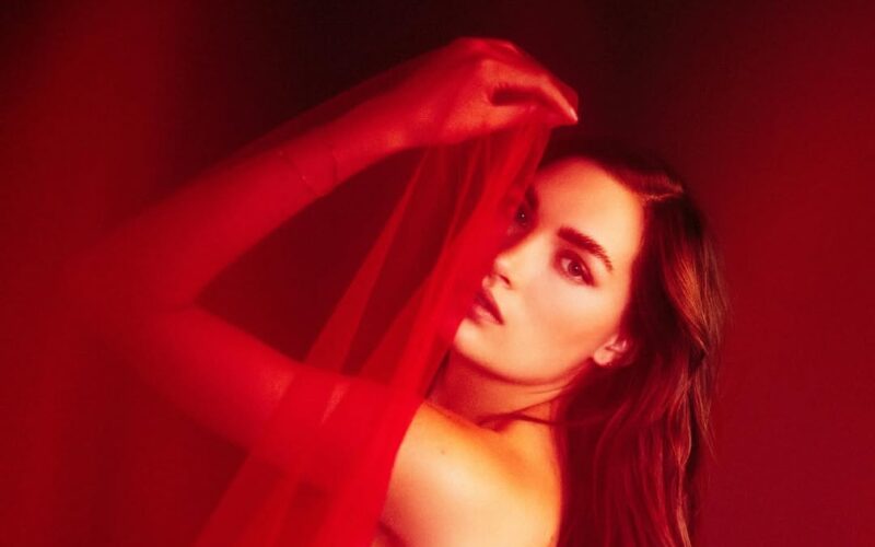 Nya Photo by @annaazarov