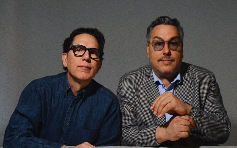 They Might Be Giants Photo by Shervin Lainez