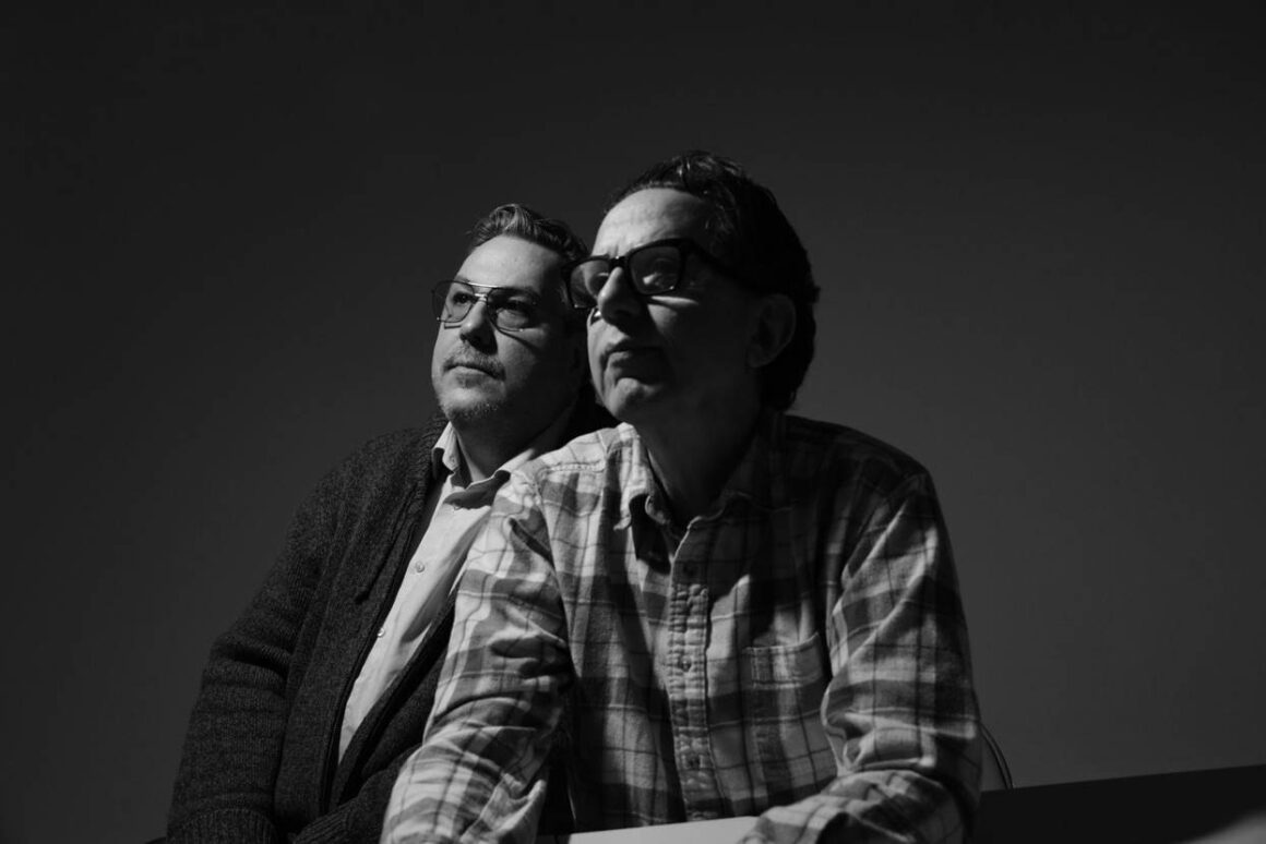 They Might Be Giants Photo By Shervin Lainez