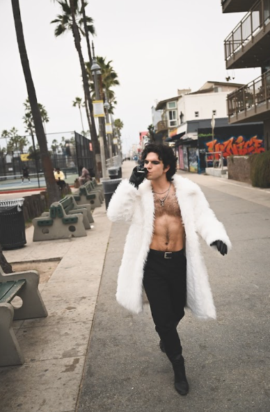 Walter Miller's New Single "Good Morning LA" Lingers Like An Afterglow