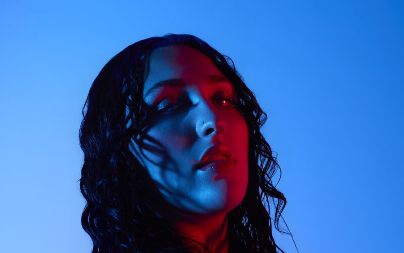 Jazzy Gold Unpacks Self-Blame and Modern Romance on “DUMB”