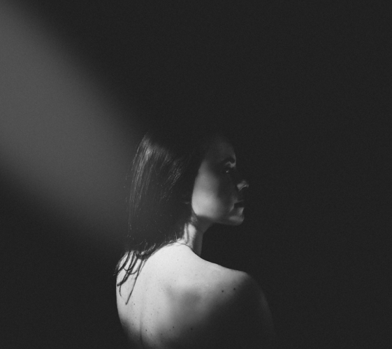 Mary Milton Returns With Orchestral New Ballad “On My Shoulder”