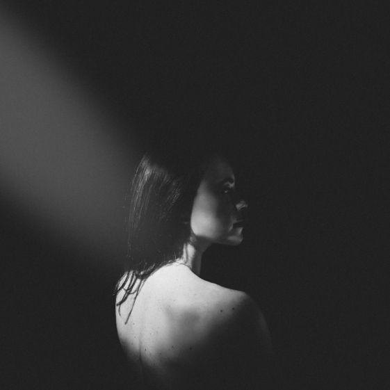 Mary Milton Returns With Orchestral New Ballad “On My Shoulder”