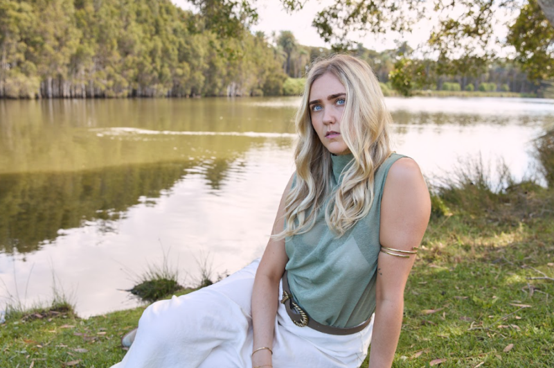 Noble’s “Ugly Heart” Is A New Chapter Written in Country-Folk Colours