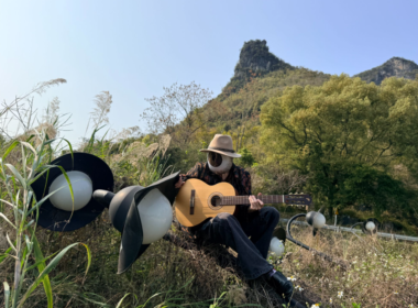 Lawrence Tome Unveils New Single "Swamp Thing"