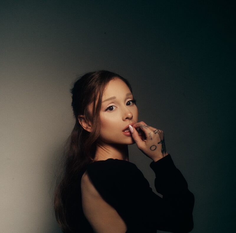 Ariana Grande Photo by @katiatemkin